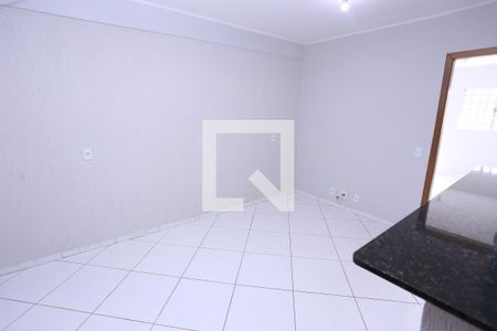 Sala de apartamento para alugar com 2 quartos, 65m² em Setor de Desenvolvimento Econômico (taguatinga), Brasília