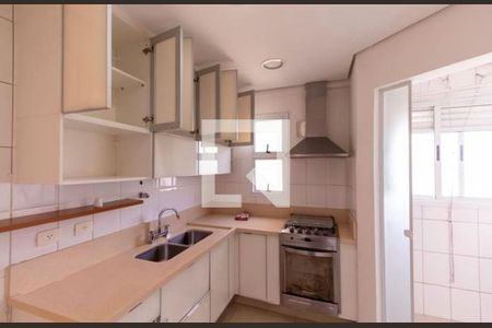 Cozinha de apartamento à venda com 2 quartos, 140m² em Vila Suzana, São Paulo