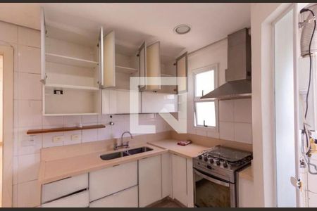 Cozinha de apartamento à venda com 2 quartos, 140m² em Vila Suzana, São Paulo