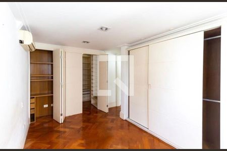 Quarto de apartamento à venda com 2 quartos, 140m² em Vila Suzana, São Paulo