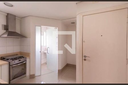 Cozinha de apartamento à venda com 2 quartos, 140m² em Vila Suzana, São Paulo