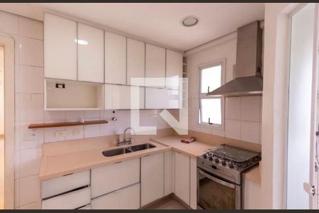 Cozinha de apartamento à venda com 2 quartos, 140m² em Vila Suzana, São Paulo