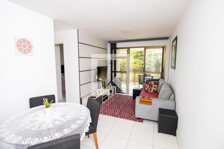 Sala de apartamento para alugar com 2 quartos, 62m² em Recreio dos Bandeirantes, Rio de Janeiro