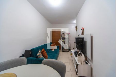 Sala de apartamento à venda com 2 quartos, 55m² em Jardim Las Vegas, Santo André