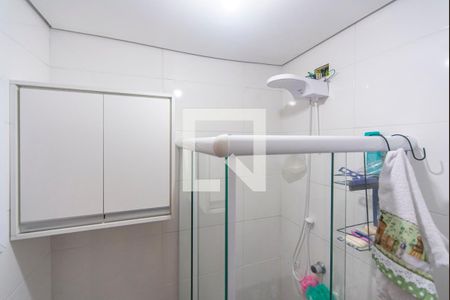 Banheiro de apartamento à venda com 2 quartos, 55m² em Jardim Las Vegas, Santo André