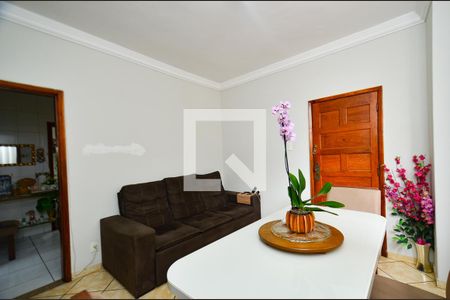 Sala de estar de apartamento à venda com 2 quartos, 76m² em Sagrada Família, Belo Horizonte