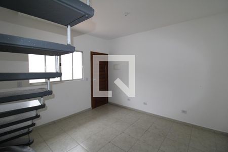 Sala de casa de condomínio para alugar com 2 quartos, 65m² em Vila Aurora (zona Norte), São Paulo