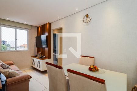 Sala de apartamento à venda com 2 quartos, 47m² em Jardim Maria Rosa, Taboão da Serra