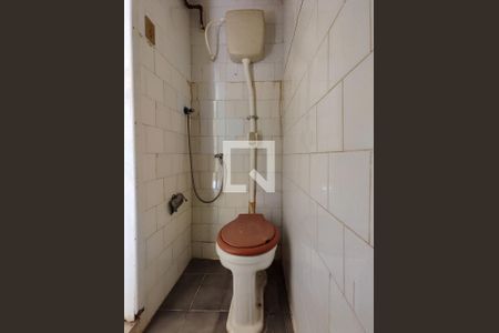 Casa à venda com 150m², 2 quartos e 1 vaga Casa à venda com 150m², 2 quartos e 1 vagaBanheiro de serviço