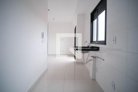 Sala/Cozinha de apartamento à venda com 2 quartos, 49m² em Vila Nhocuné, São Paulo