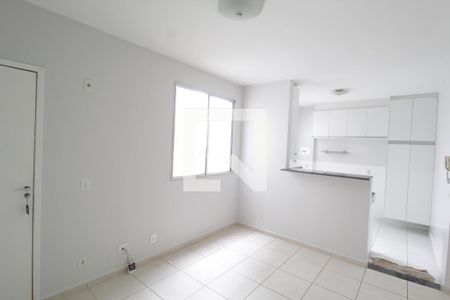 Sala de apartamento para alugar com 2 quartos, 45m² em Gávea, Uberlândia