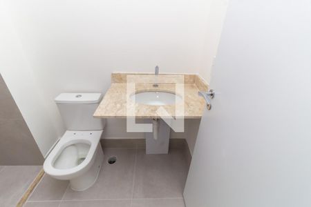 Apartamento à venda com 72m², 2 quartos e 1 vaga Apartamento à venda com 72m², 2 quartos e 1 vagaBanheiro da Suíte 2
