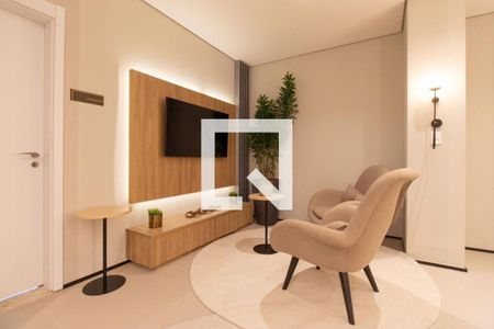 Apartamento à venda com 72m², 2 quartos e 1 vaga Apartamento à venda com 72m², 2 quartos e 1 vagaÁrea comum - Salão de festas