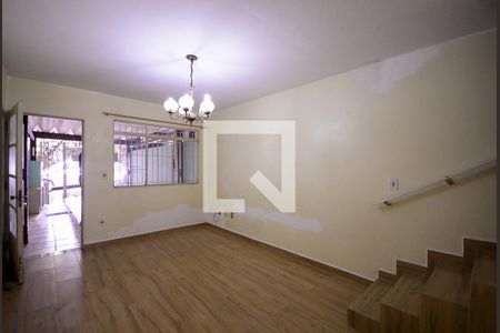 Sala  de casa à venda com 2 quartos, 149m² em Jardim Patente Novo, São Paulo