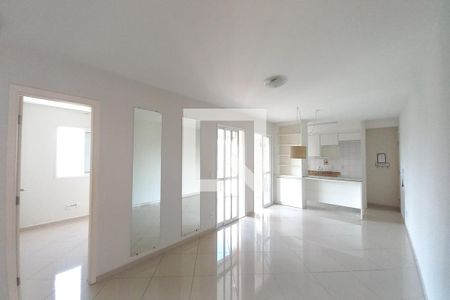 Sala de apartamento para alugar com 2 quartos, 77m² em Jardim São Vicente, Campinas