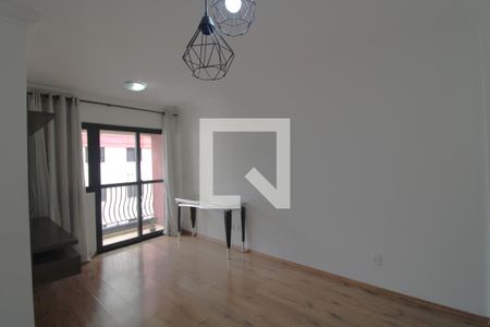 Sala de apartamento para alugar com 2 quartos, 58m² em Jardim Itapeva, São Paulo