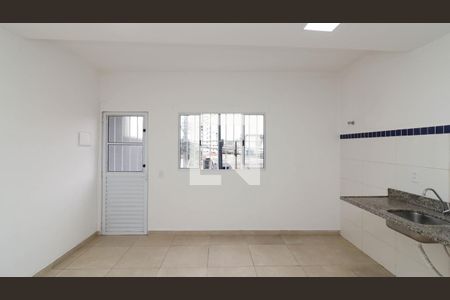 Sala/Cozinha de casa de condomínio para alugar com 2 quartos, 48m² em Jardim Nordeste, São Paulo