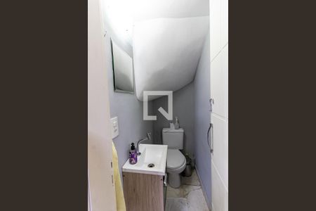 Lavabo de casa à venda com 3 quartos, 100m² em Vila Santo Estefano, São Paulo