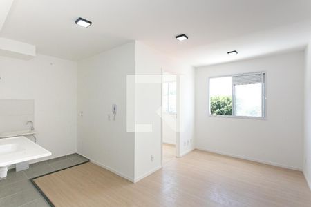 Sala/Cozinha de apartamento para alugar com 2 quartos, 34m² em Chácara Seis de Outubro, São Paulo