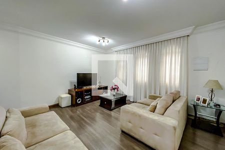 Sala de casa à venda com 3 quartos, 240m² em Vila Regente Feijó, São Paulo