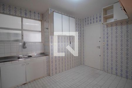 Cozinha de apartamento à venda com 2 quartos, 83m² em Cerqueira César, São Paulo