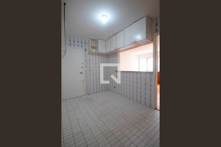 Cozinha de apartamento à venda com 2 quartos, 83m² em Cerqueira César, São Paulo