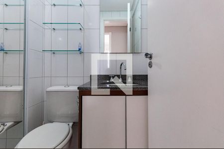 Banheiro Social de apartamento à venda com 2 quartos, 60m² em Barra Funda, São Paulo