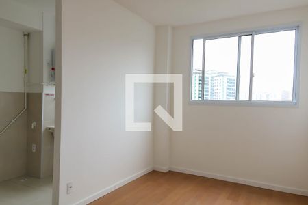 Sala de apartamento para alugar com 1 quarto, 33m² em Todos Os Santos, Rio de Janeiro