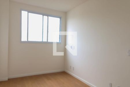 Sala de apartamento para alugar com 1 quarto, 33m² em Todos Os Santos, Rio de Janeiro