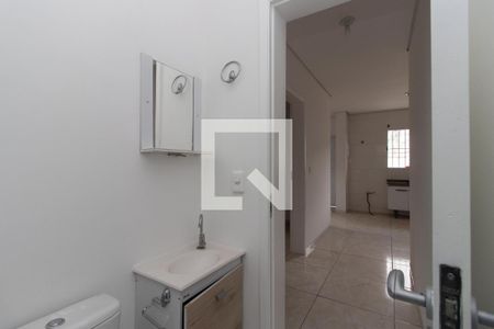 Banheiro de apartamento para alugar com 2 quartos, 42m² em Jardim Japao, São Paulo