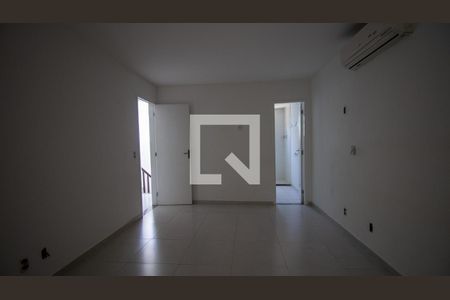 Suíte de casa à venda com 4 quartos, 250m² em Vargem Pequena, Rio de Janeiro