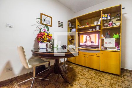 Sala de TV de casa à venda com 2 quartos, 125m² em Jardim Sao Pedro, Barueri