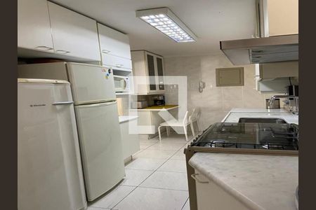 Cozinha de apartamento à venda com 3 quartos, 150m² em Santa Cecília, São Paulo