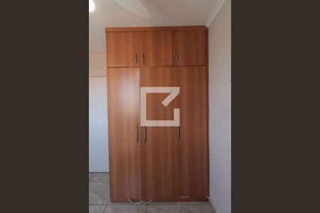 Quarto 1 de apartamento para alugar com 3 quartos, 80m² em Parque Industrial Lagoinha, Ribeirão Preto