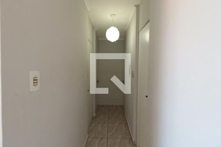 Corredor de apartamento para alugar com 3 quartos, 80m² em Parque Industrial Lagoinha, Ribeirão Preto