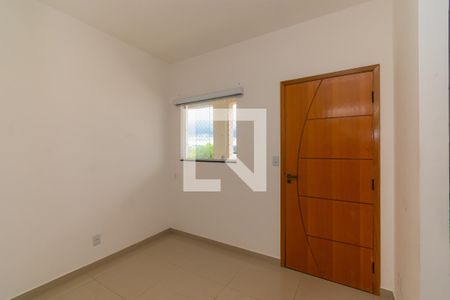 Sala de apartamento para alugar com 2 quartos, 34m² em Vila Antonieta, São Paulo