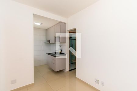 Sala de apartamento para alugar com 2 quartos, 34m² em Vila Antonieta, São Paulo