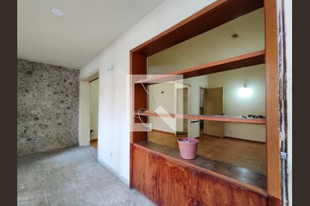 Sala de casa à venda com 4 quartos, 240m² em Tijuca, Rio de Janeiro