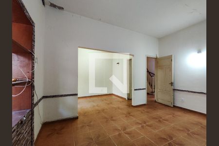 Sala de casa à venda com 4 quartos, 240m² em Tijuca, Rio de Janeiro