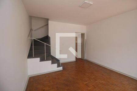 Sala de TV de casa para alugar com 2 quartos, 130m² em Chácara Santo Antônio (zona Leste), São Paulo