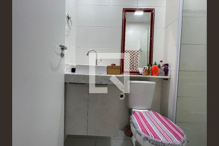 Banheiro Social de apartamento para alugar com 2 quartos, 32m² em Jardim Celeste, São Paulo