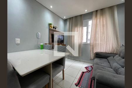 Sala de apartamento para alugar com 2 quartos, 32m² em Jardim Celeste, São Paulo