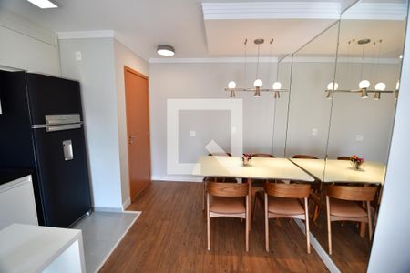 Sala de apartamento à venda com 2 quartos, 57m² em Vila Nova, Campinas