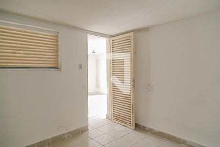 Quarto de casa para alugar com 2 quartos, 60m² em Vila Paulista, São Paulo