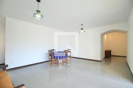 Sala de apartamento para alugar com 3 quartos, 140m² em Canela, Salvador