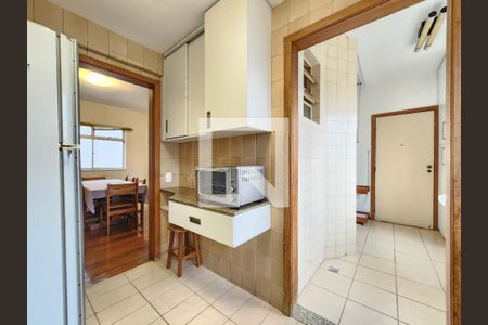 Cozinha de apartamento à venda com 3 quartos, 100m² em Sion, Belo Horizonte