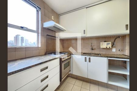 Cozinha de apartamento à venda com 3 quartos, 100m² em Sion, Belo Horizonte