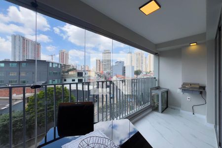 Varanda de kitnet/studio à venda com 1 quarto, 37m² em Vila Firmiano Pinto, São Paulo