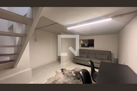 Escritório de casa à venda com 3 quartos, 140m² em Pinheiros, São Paulo