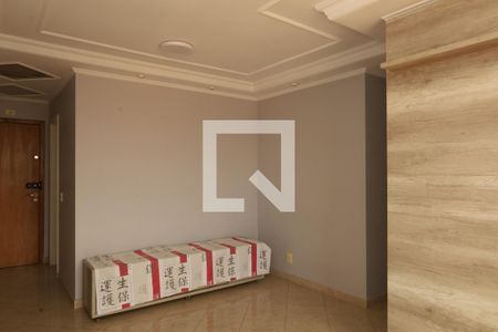 Sala de apartamento para alugar com 3 quartos, 62m² em Vila Regina, São Paulo